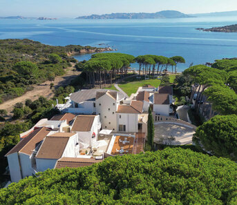 Felix La Coluccia Hotel & Beach Club